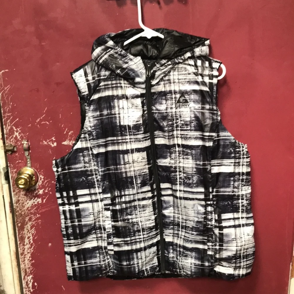 Black Quilted Vest with Hood - Picture 4 of 4